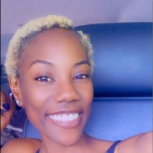 Meet your Posher, Chelsey